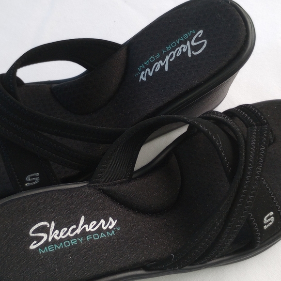 Skechers black sandals memory foam - Picture 8 of 8